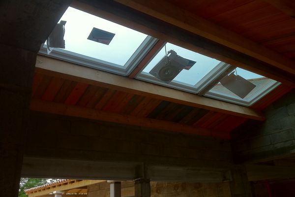 01 - pose de fenêtre Velux dans extension bois à Puilboreau Aunis 17